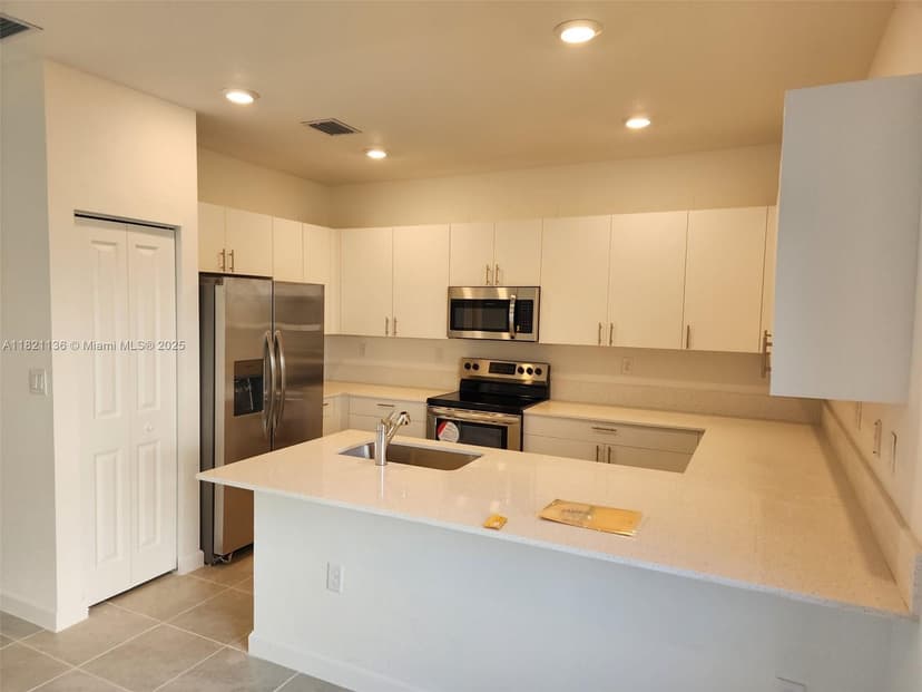 13255 SW 286th St, Homestead FL 33033