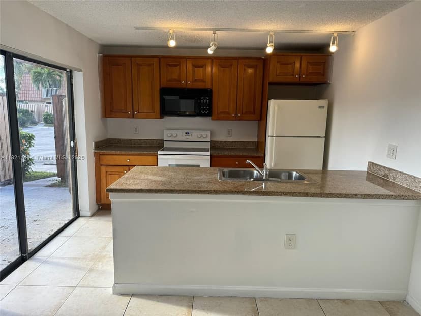540 Green Springs Pl, West Palm Beach FL 33409