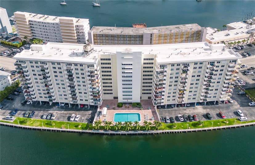 401 Golden Isles Dr # 804, Hallandale Beach FL 33009