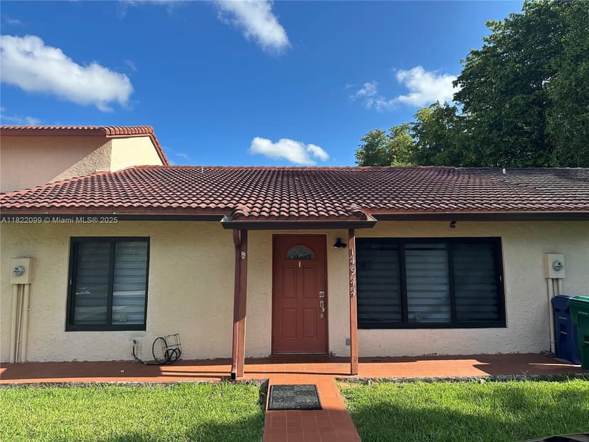 14944 SW 88th Ter, Miami FL 33196