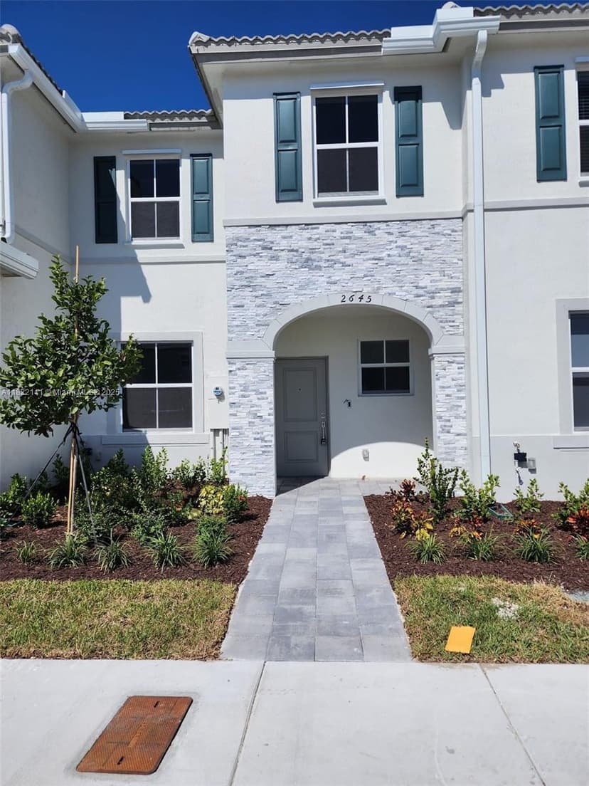 2645 SE 17th St, Homestead FL 33035