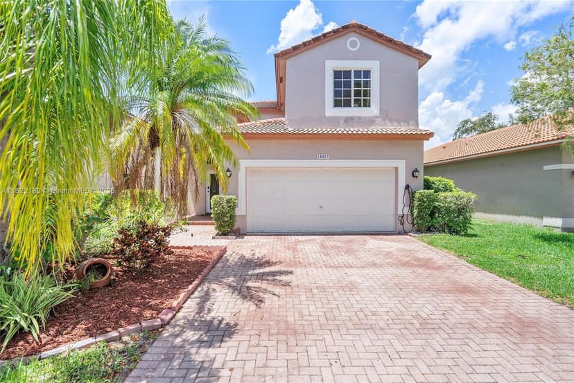 19257 NW 14th St, Pembroke Pines FL 33029