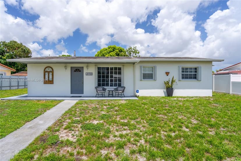19725 NW 32nd Ct, Miami Gardens FL 33056