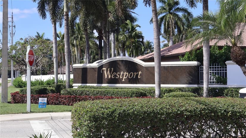 649 NW 110th Ave, Plantation FL 33324