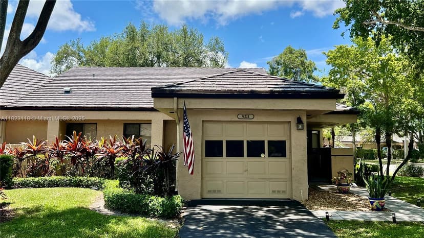 9211 Chelsea Drive N, Plantation FL 33324