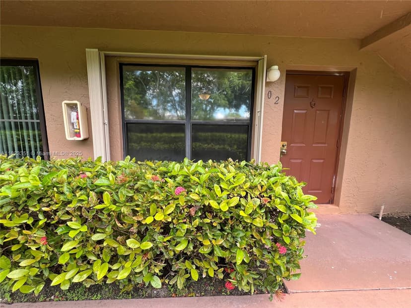 10006 Winding Lake Rd # 102, Sunrise FL 33351