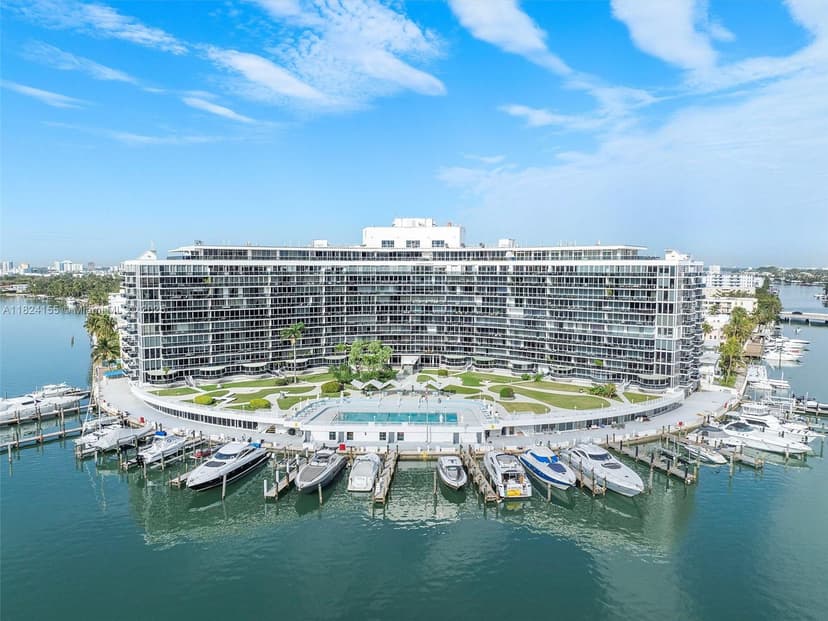 900 Bay Dr # 906, Miami Beach FL 33141