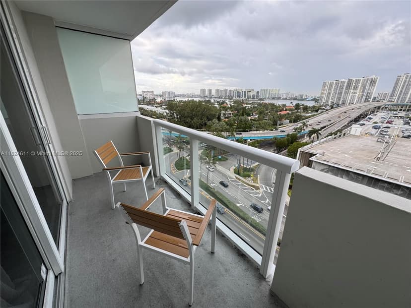 19201 Collins Ave # 1137, Sunny Isles Beach FL 33160