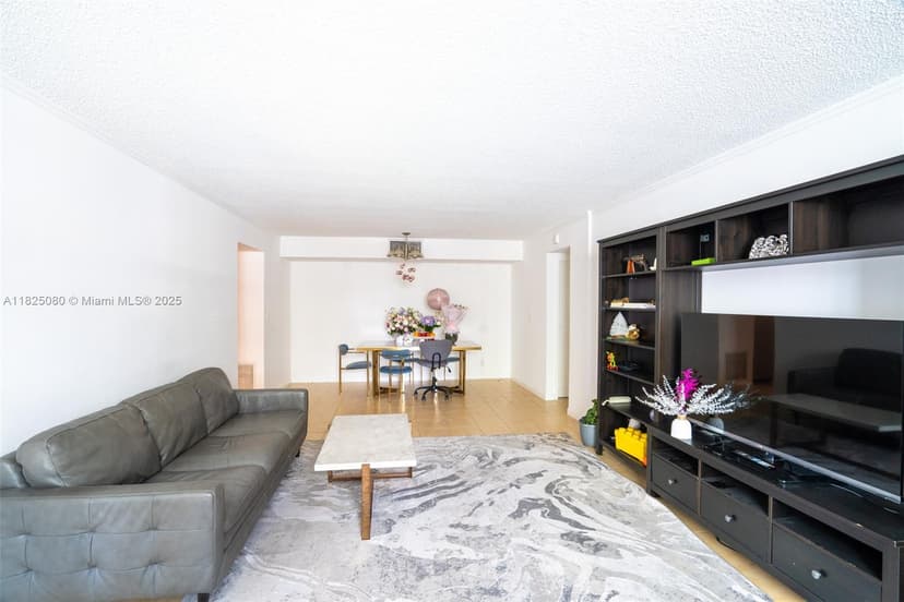 2101 Atlantic Shores Blvd # 120, Hallandale Beach FL 33009