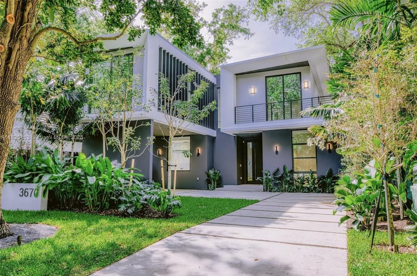 3670 Avocado Ave, Miami FL 33133