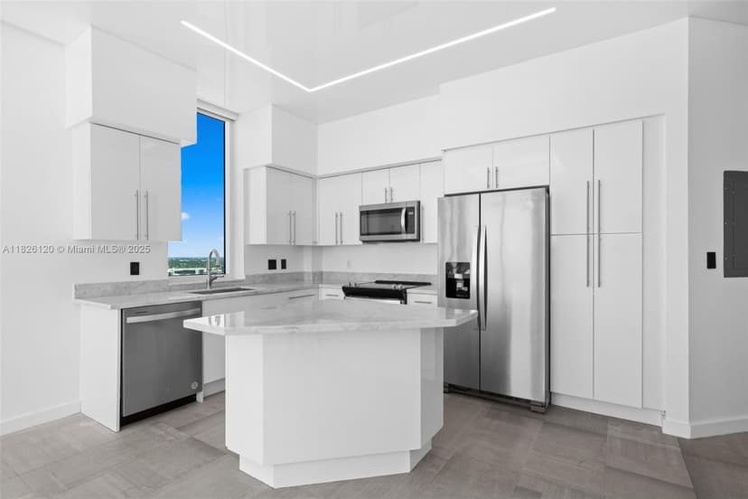 1745 E Hallandale Beach Blv, Hallandale Beach FL 33009