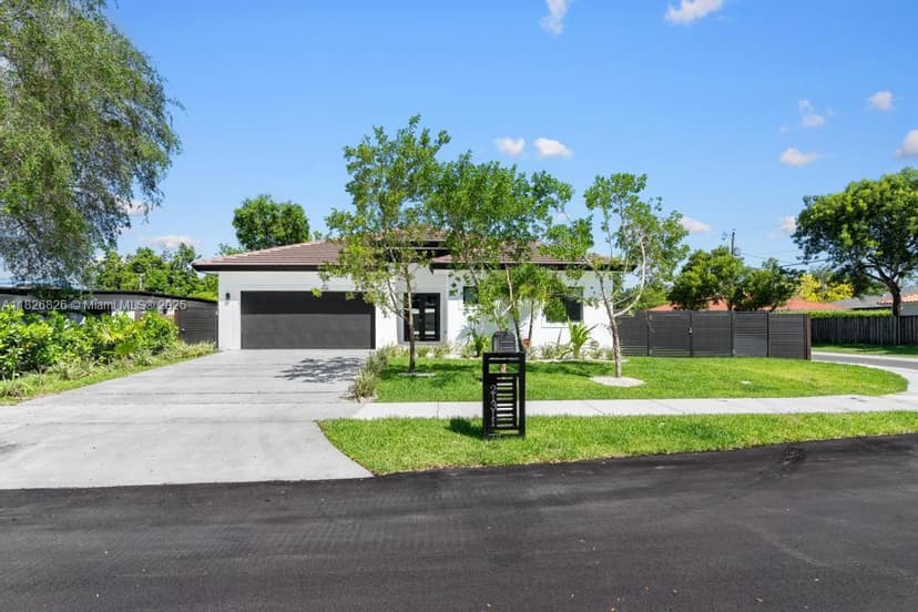 21311 Ingraham Ave Rd, Cutler Bay FL 33189