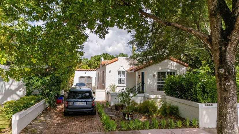 1210 Genoa St, Coral Gables FL 33134