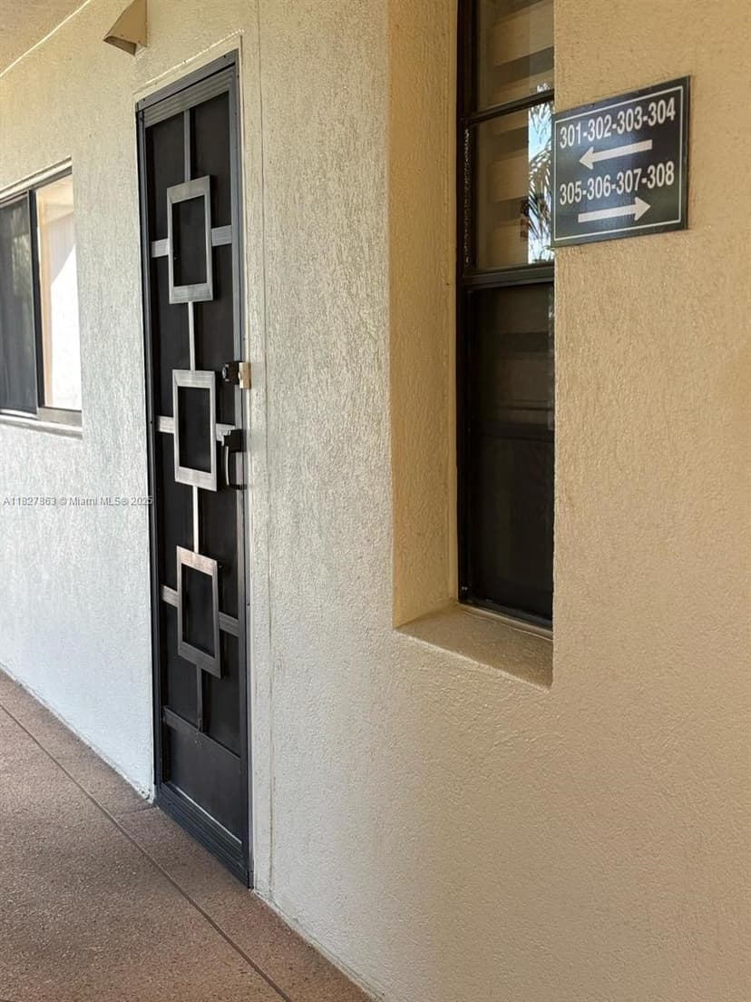 7310 Ashford Pl # 304, Delray Beach FL 33446