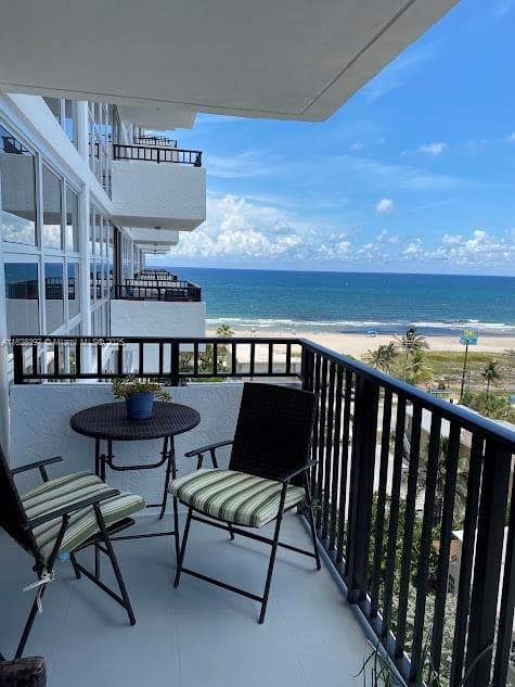 525 N Ocean Blvd # 1017, Pompano Beach FL 33062
