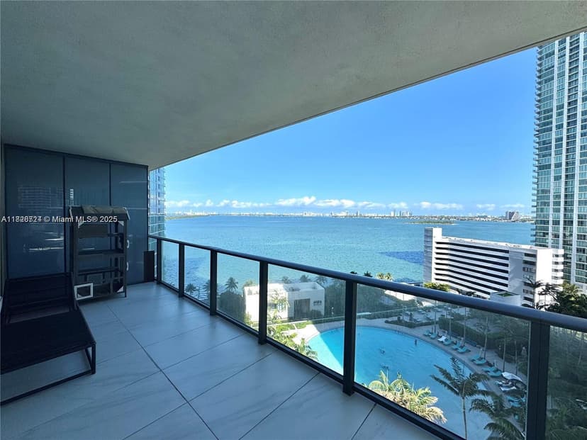 650 NE 32nd St # 1401, Miami FL 33137