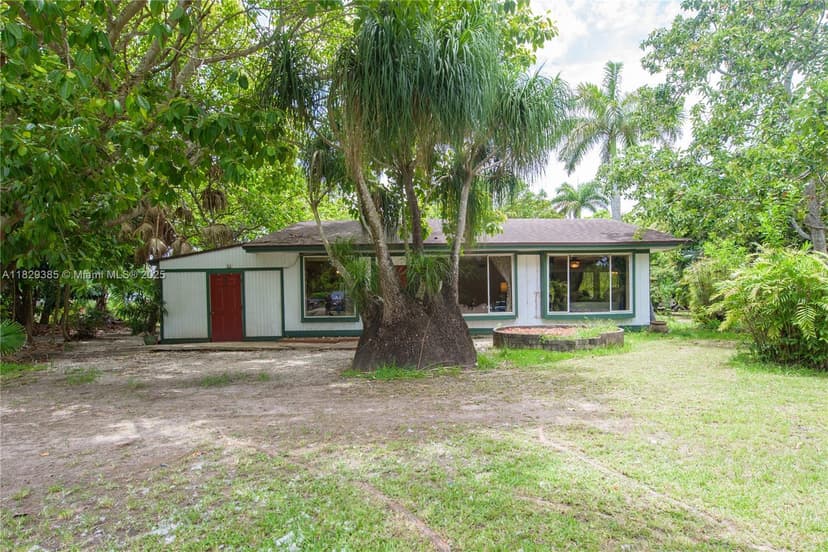 20350 SW 182nd Ave, Miami FL 33187