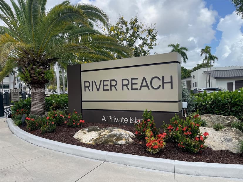 1201 River Reach Drive # 207, Fort Lauderdale FL 33315
