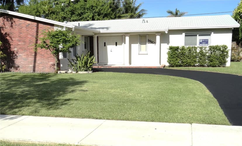18901 SW 97th Ave, Cutler Bay FL 33157