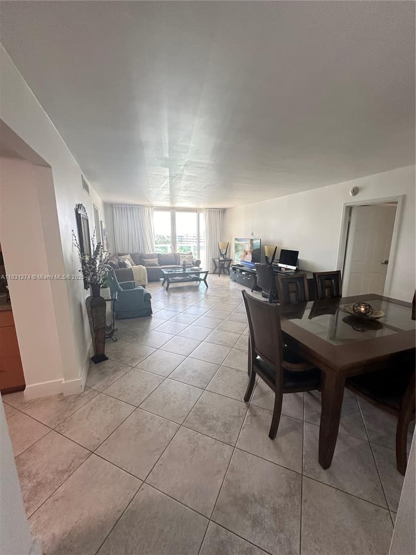 100 Bayview Dr # 601, Sunny Isles Beach FL 33160