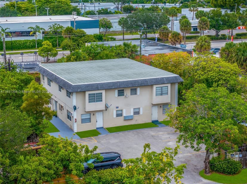 842 NW 1st Ave, Fort Lauderdale FL 33311