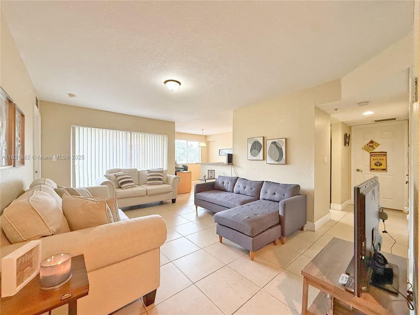 21150 SW 87th Ave # 105, Cutler Bay FL 33189