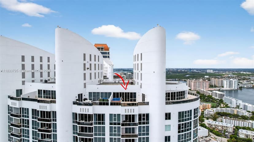 18201 Collins Ave, Sunny Isles Beach FL 33160