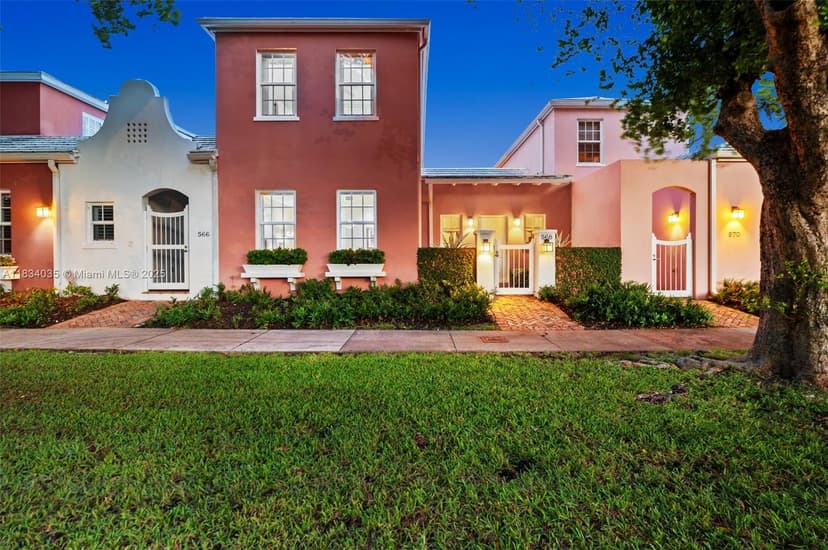 568 Loretto Ave # 11, Coral Gables FL 33146