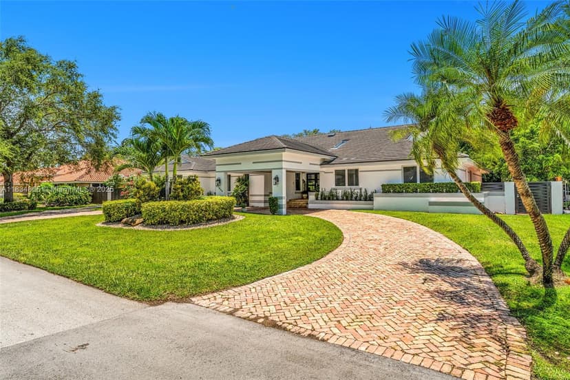 17940 SW 83rd Ave, Palmetto Bay FL 33157