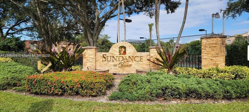 2846 S University Dr # 4308, Davie FL 33328