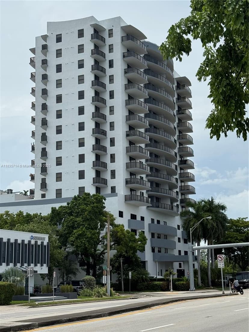 2301 SW 27th Ave # 706, Miami FL 33145