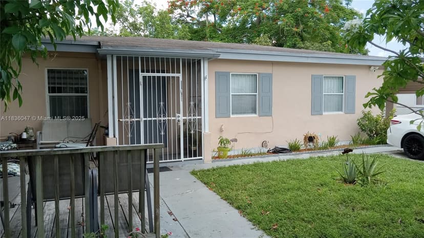 2951 NW 151st Ter, Miami Gardens FL 33054