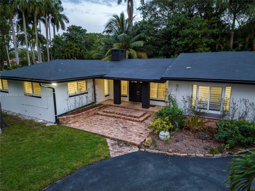 2100 SW 28th Way, Fort Lauderdale FL 33312