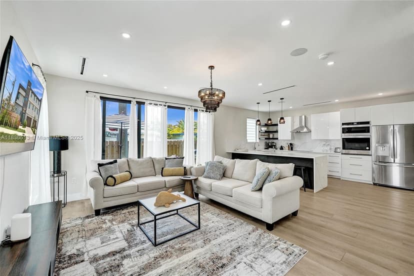 1617 NE 11th St # 1, Fort Lauderdale FL 33304