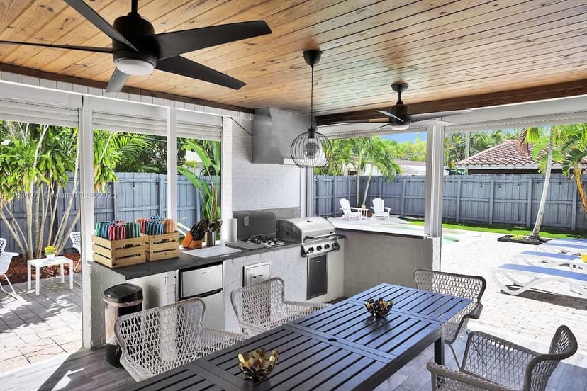 1650 SW 27th Ave, Fort Lauderdale FL 33312