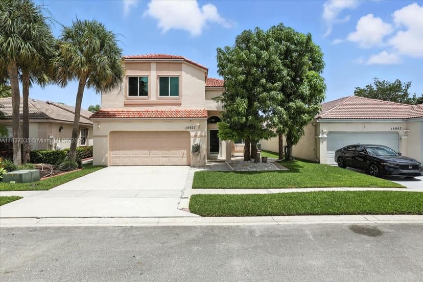 15677 NW 12th Mnr, Pembroke Pines FL 33028
