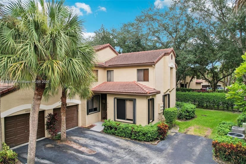 1010 NW 105th Way # 139, Plantation FL 33322