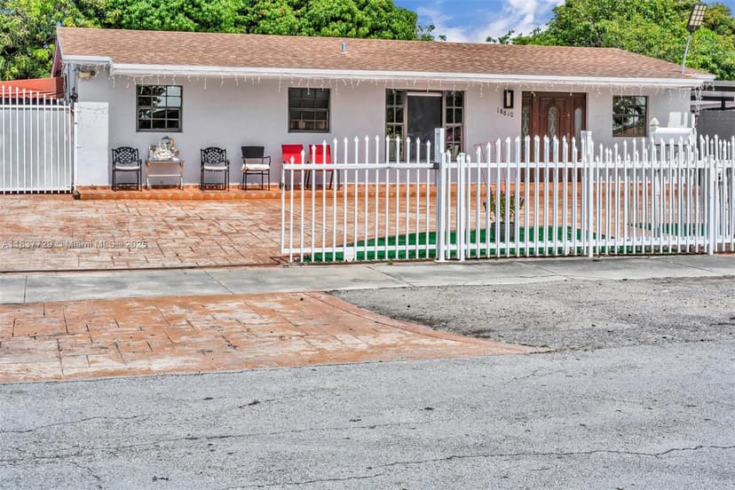 18810 NW 51st Ave, Miami Gardens FL 33055