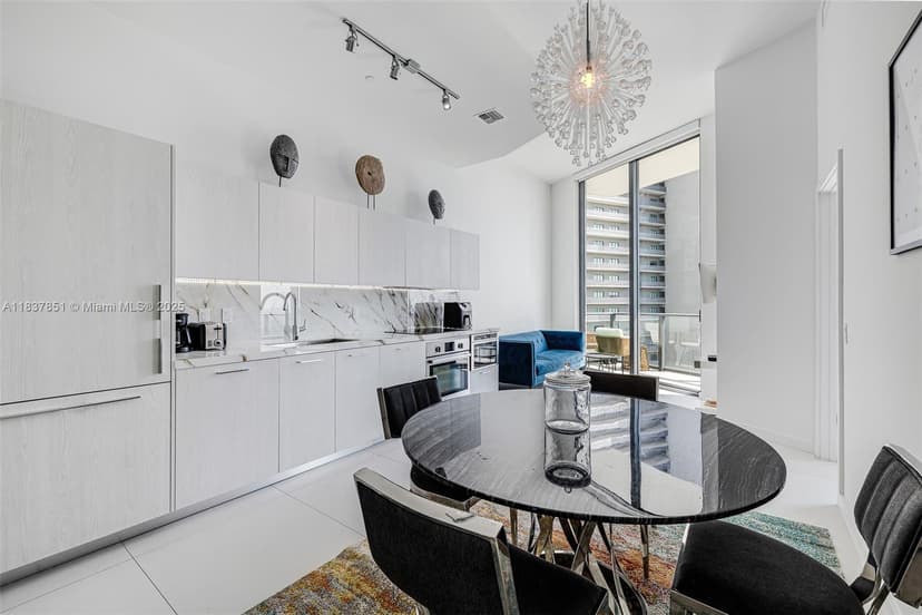 501 NE 31st St # 4007, Miami FL 33137