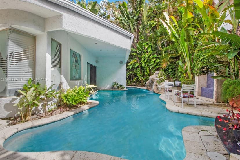 3200 Morris Lane, Miami FL 33133