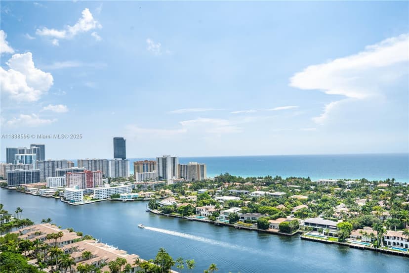 21050 Point Pl # 2601, Aventura FL 33180