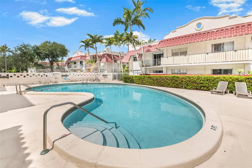 6709 N Kendall Dr # 229, Pinecrest FL 33156