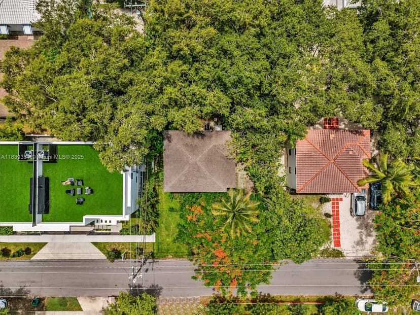 3210 E Elizabeth St, Miami FL 33133