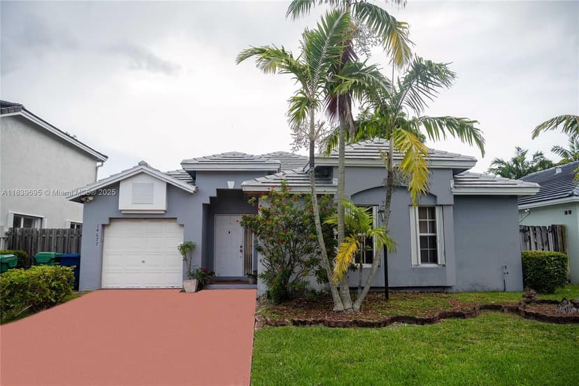 14677 SW 123rd Ave, Miami FL 33186
