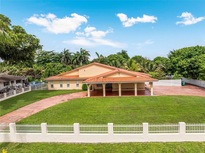 400 NW 128th Ave, Miami FL 33182