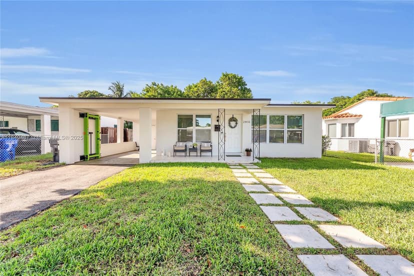 2851 Washington St, Hollywood FL 33020
