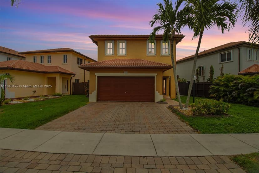 1033 NE 41st Ave, Homestead FL 33033