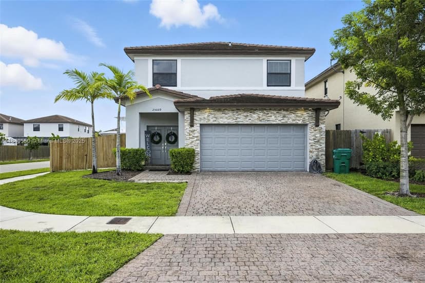 25009 SW 108th Ave, Homestead FL 33032