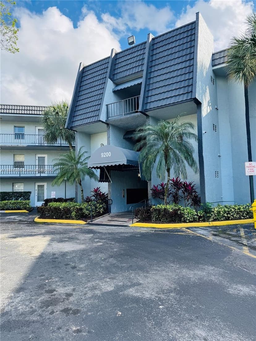 9200 Lime Bay Blvd # 212, Tamarac FL 33321