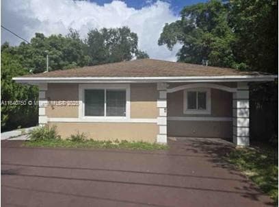 345 NW 49th St, Miami FL 33127